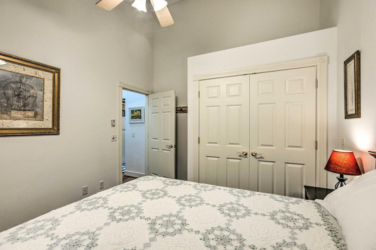 Couples Haven In Frankfort By Lake, Trails And Dtwn Extérieur photo